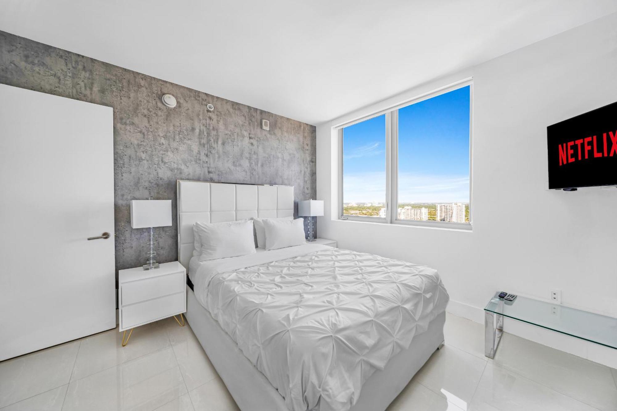 Resort-Style Living With Direct Ocean Views - 3Br Beauty Халландейл-Бич Экстерьер фото